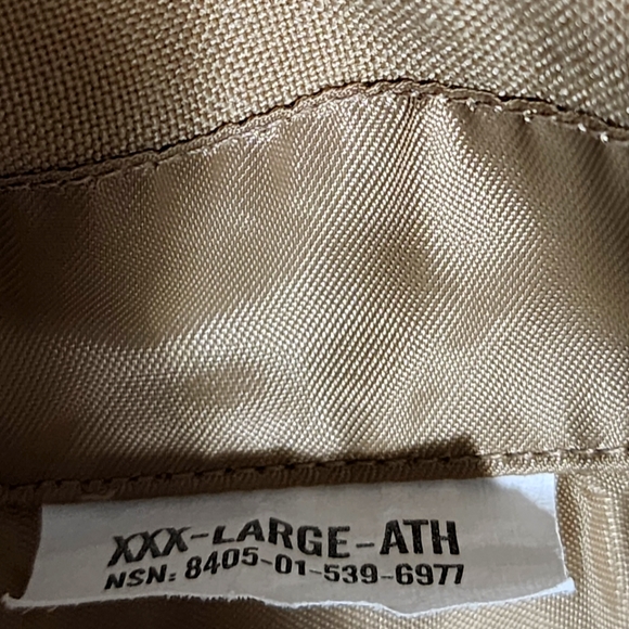 NWOT ... SHORTSLEEVE KHAKI COLOR SHIRT - Picture 4 of 6